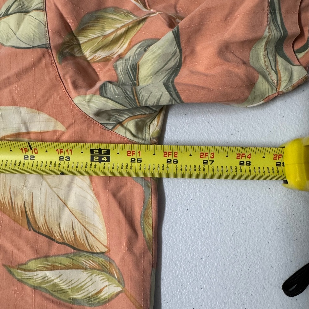 Vintage Tommy Bahama Coral and Green Leaf Shirt - Picture 4 of 5